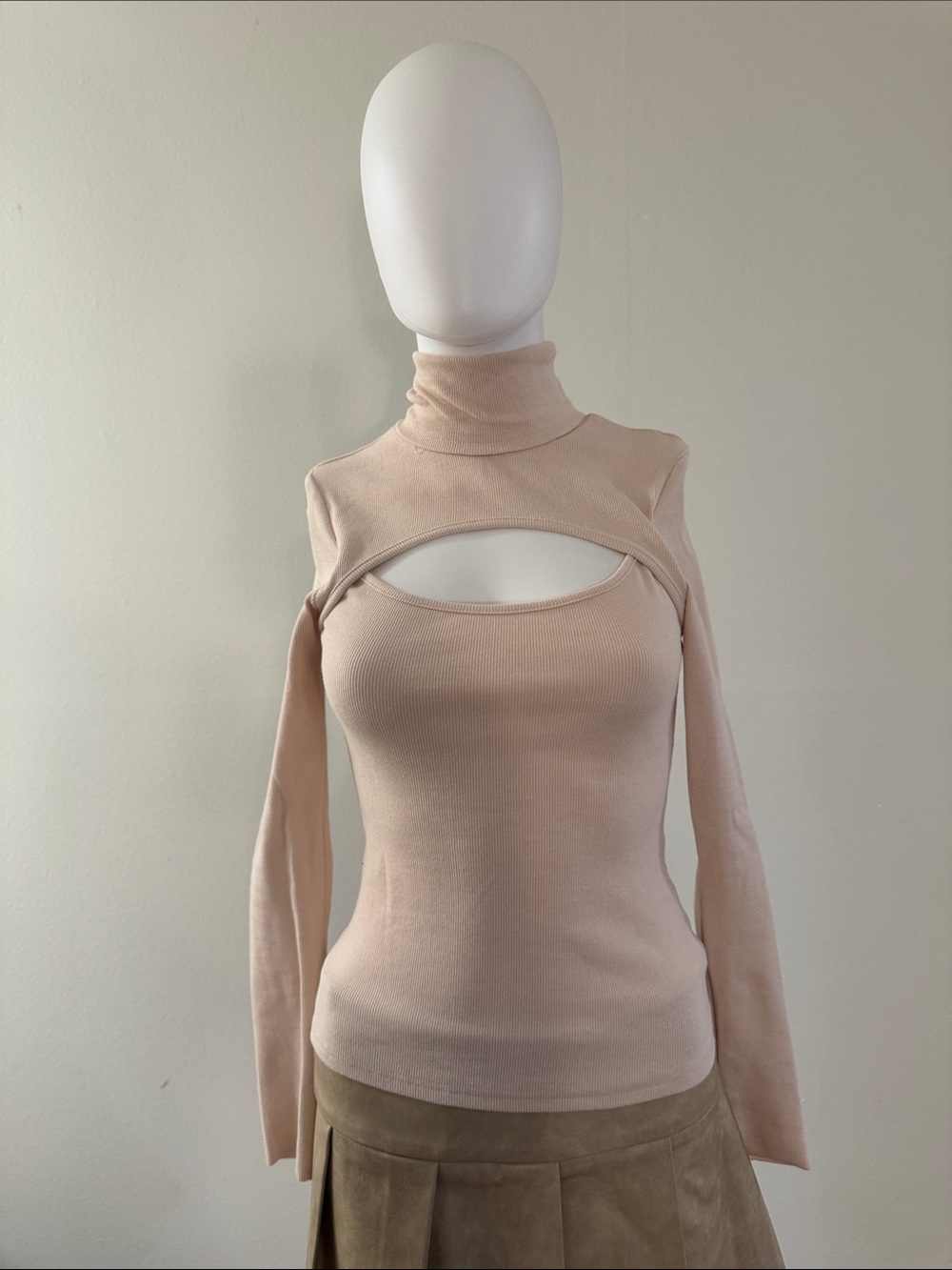 Cutout Ribbed Turtleneck Top in Blush
